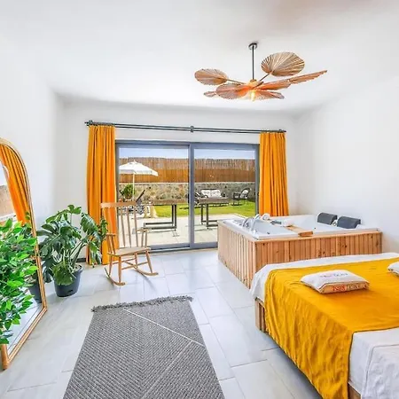 Hotel Angel Rose / 4*